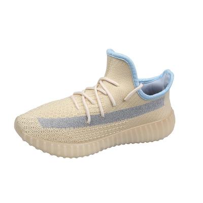 China 2022 Fashion Trend New Fashion Breathable Stretch Knitted Large Size Leisure Flying Sneakers Running Shoes for sale