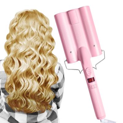 China Latest Adjustable Settings Heat Triple Barrel Hair Hesitate Steam Styling Curling Iron Wand Set Hair Curling Clips for sale