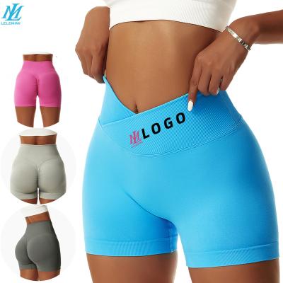 China Breathable Women's Stylish High Quality Quick Dry V Cut Waist Scrunch Butt Compression Seamless Gym Workout Yoga Shorts for sale