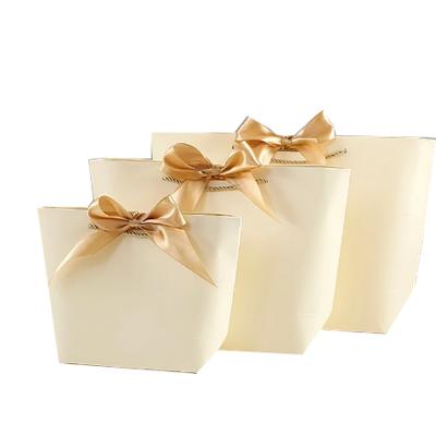 China 10pcs Recyclable Present Document Wedding Gift Bag Decorations Recyclable Pocket Diy Gift With Handles Birthday Bow Ribbon for sale