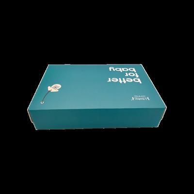 China Recyclable Custom Corrugated Paper Boxes For Clothes Garment Box for sale