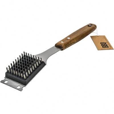 China Easily Cleaned Barbecue Grill Brush And Scraper Extended, Tall Wooden Handle And Stainless Steel Bristle Barbecue Brush for sale