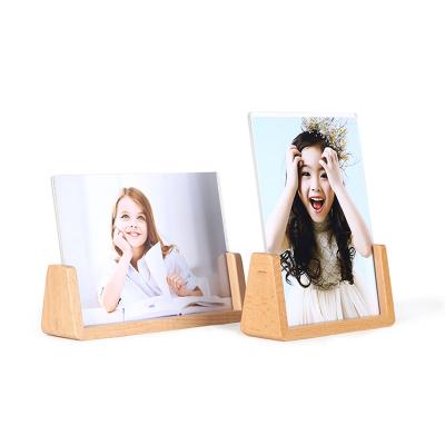 China Wooden Photo Frame Vintage Picture Frame Decor Solid Wood Acrylic U Frame for sale