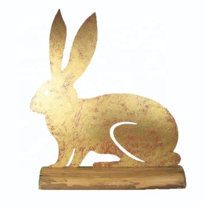 China Overall Rabbit Red Wooden Iron Metal Gold Tall Home Easter Festival Decoration for sale