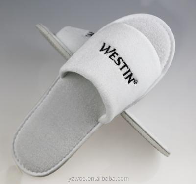 China Guest Room Disposable Custom Flight Slippers Disposable Slippers for Airline, Spa and Hotel for sale