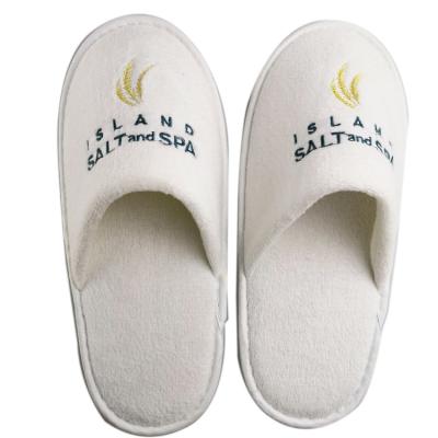 China Disposable 100% cotton velor slippers embroidery warm colorful spa slippers hotel spa slippers for sale