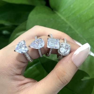 China FASHIONABLE Custom Shaped Iced Out Crown Heart Ring Diamond Moissanite for sale