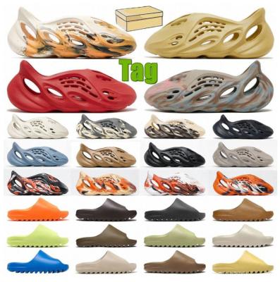 China Anti-Smell Designer Yeezy Sandals Men's Letter The Big Lamb Women's Slider Platform Slider Running Super Soft Slipper GETA Yeezy for sale