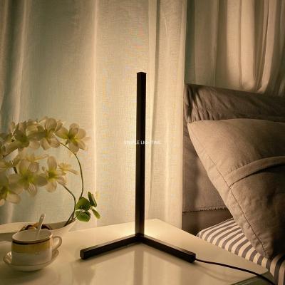 China Amazon Modern Nordic Colorful Switch Home Decor Lighting Home Decor Dimmable Led Bar RGB CCT Warm Led Corner Table Light for sale