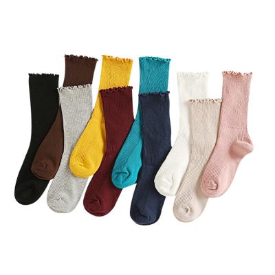 China Fashion Solid Color Pleated Selvedge Fashion Vintage Squishy Socks Slouch Socks Crew Socks For Women for sale