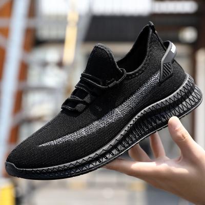 China Mesh shoes mesh shoes 2021 new spring summer sports breathable low top shoes running men's casual shoes fabric shoes for sale