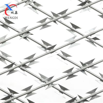 China Protection Military Staples Concertina Razor Barbed Wire For Sale for sale