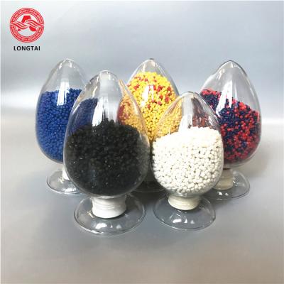 Chine bas granule de PVC d'isolation de l'halogène 70C pour faire des cables électriques de basse tension à vendre