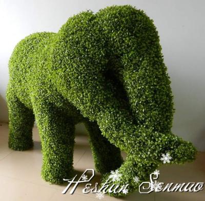 China Life Long Selling Elephant Green Grass Animal Sculpture Modern Topiary Boxwood Artificial Topiary Frame For Garden Decor for sale