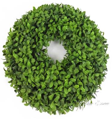 China Pro-environment special designed artificial grass circle sale plastic garland for wall decor for sale