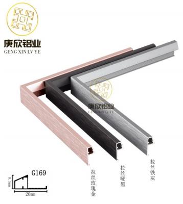 China Ouro Prateado Rosa Preto Anodizante Alumínio Extrusão Prata Foto/Quadro Profil à venda