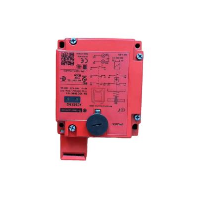 China XCSE7342 Chip safety door lock switch, metal housing plc model for sale