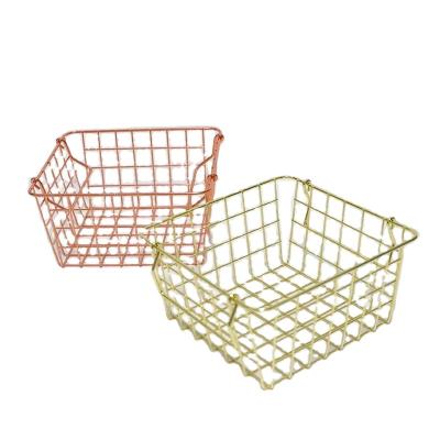 China Guangzhou fullmark hardware factory price durable iron wire rack metal desk stocked cheap organizer for sale