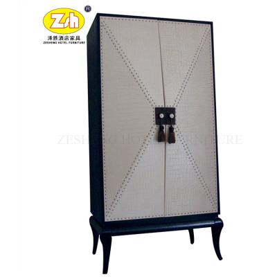 China New Modern Foshan Hotel Wooden Wardrobe With Mirror ZH-02 for sale