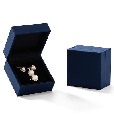 China Recyclable High grade touch set jewelry box ring earrings necklace box pearl new jewelry packaging box for sale