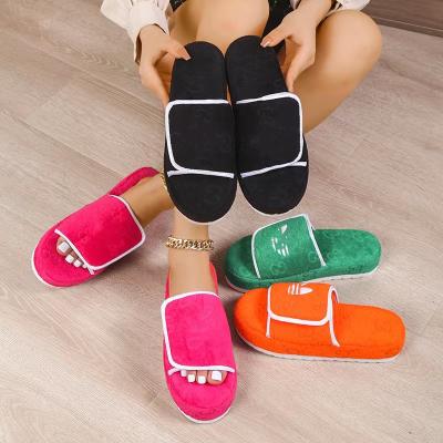 China 2022 Trend NEW Fashion Ladies Wholesale Hot Sale Indoor Thick Memory Foam Soft Lamb Fur Adjustable Slippers for sale