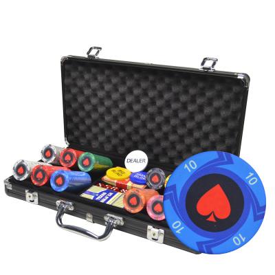 China Round 300PCS/LOT Fishing Ceramic Heart Coins Texas Hold'em Poker Ceramic Chip Entertainment Chips Aluminum Suitcase Set for sale