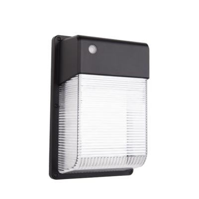 China Pavement Shenzhen Factory 5 Years Warranty Wall Pack Led Outdoor Wall Mount Light for sale