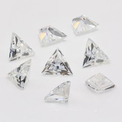 China Color Moissanite White Diamond Triangle Cut Moissanite Lab Grown Loose Stone Clarity Bracelets for sale