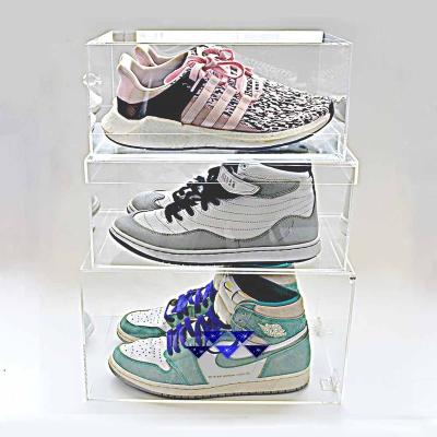 China Warranty Commercial Site Inspection Product Display Bracket Shoe Box Custom Luxury Clear Acrylic for sale