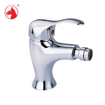 China Contemporary High Quality Single Handle Chrome Modern Brass Toilet Bidet Faucet for sale