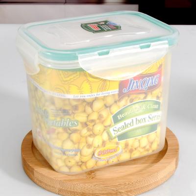 China Easy Open Freshness Preservation 900ml Food Grade Plastic Airtight Food Containers With Sealed Lid for sale