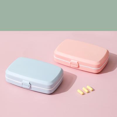 China Mini Portable Plastic Medicine Case Pill Box Pill Organizer For Diary And Travel Use 104*77*31mm for sale