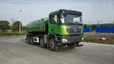 Chine Camion de transport de déchets liquides 17 mètres cubes 900 kg/m3 Système ABS Dépôt arrière Tape fermée à vendre