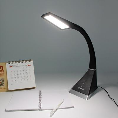 China 3 Stage Silicone Neck TDC Matel Modern Design Desk Lamp Night Led Desk Lamp Reading Light Led Light for sale