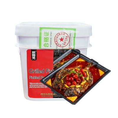 China Pickled 4.5kg Pickled Pepper Flavor Grilled Fish Seasoning Traditional Chinese Characteristic Seasoning Wanzhou Grilled Fish Spicy Sauce for sale