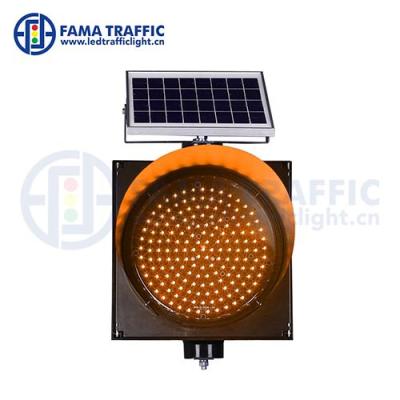 China PC Plastic 300mm Anti-UV Yellow Led Road Traffic Signal Solar Powered Hot Flashing Warning Light for sale