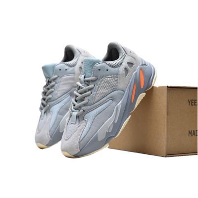 China EVERGREEN men and women with the same thick bottom shoes sports mesh non-slip sports shoes china wholesale for sale