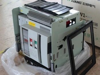 China Air Circuit Breaker 3P/4P Rated Current 2000A - 3200A Frame Breaker With High Breaking Capacity Withstand Current for sale