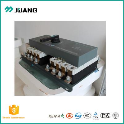 Chine inverseur automatique de 63A 100A 225A 400A 630A 800A 3P 4P de distribution d'énergie de générateur automatique de mécanisme à vendre