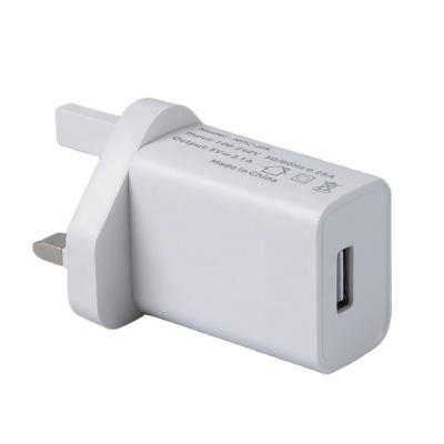 China Universal USB Wall Charger 5V 2.1A USB Power Adapter Charger Mobile Phone/Ipad/Camera/PDA/MP3 UK Android Phone For iPhone 3 Pins for sale