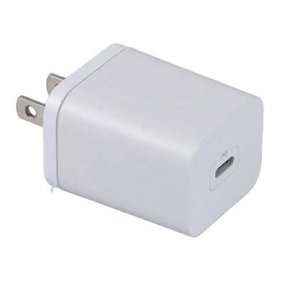 China 20W Type C Wall Charger Adapter 20W Fast Mobile Phone Charger 20W Wholesale Single Fast Charger 20W Single Left Charger For Iphone for sale