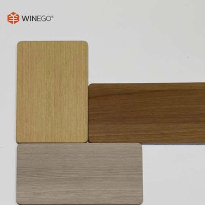 Cina Pannelli da parete laminati a grano di legno di quercia nordamericano per la decorazione degli interni in vendita