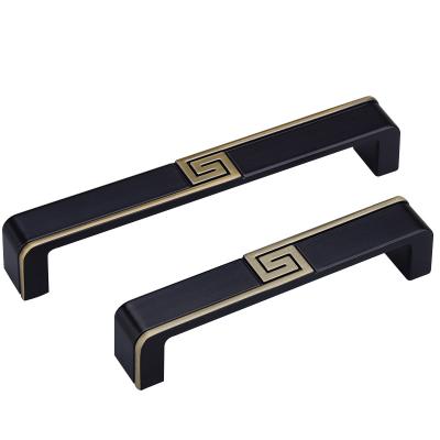 China Contemporary Upscale Light Luxury Golden Door Handle Cabinet Wardrobe Door Handle for sale