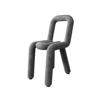 China Modern Creative Italian Statistical Beard Bold Elbow Chair Italian Shaped Stylish Restaurant Dining Chair Bold Chair for sale