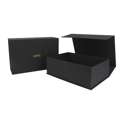 China Recyclable Wholesale Cute Plain Empty Colored Cardboard Personalized Shaped Luxury Custom Large Gift Box for sale