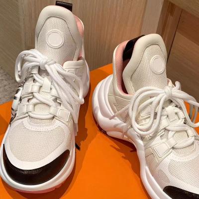 China Fashion Trend New Breathable Mesh Stylist Shoes For Women Sport Fashion Cushion Height Increasing Running Shoes Women Sneakers Shoes for sale