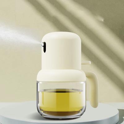 China Sustainable High Quality Glass Press Oil Bottle Portable Oil Sprayer Dispenser Kitchen Atomized Seasoning Storage Bottle Pot for sale