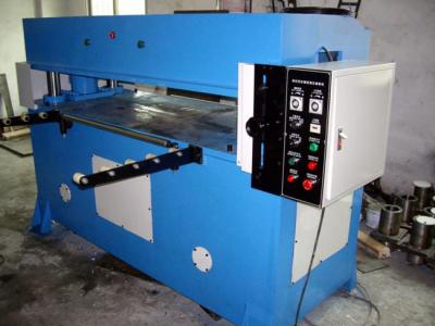 China Hoge Precisie 50 Ton Plastic Snijmachine voor Spons/Eva/Schuim Te koop