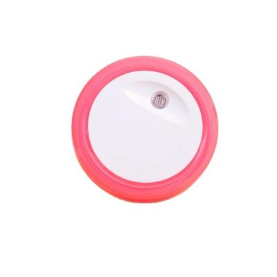 China CE GS ROHS Modern Indoor Light Sensor Plug In Wall Night Light for sale