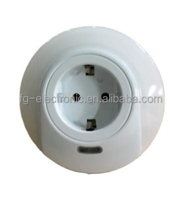 China Fire-resist PC Material Socket-outlet Night Light Factory Plug-in Night Light for sale